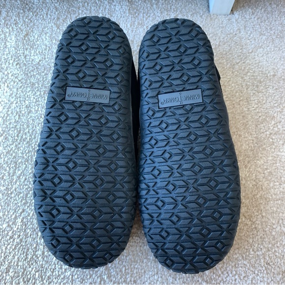 Women’s Minnetonka Tempe Moccasins, Black (Size 5) - Picture 3 of 5